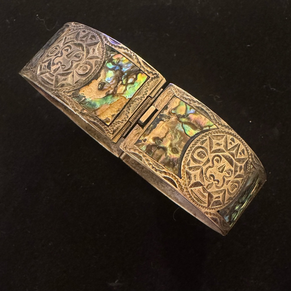 Vintage Abalone and Sterling Mexican Bracelet - Picture 2 of 15